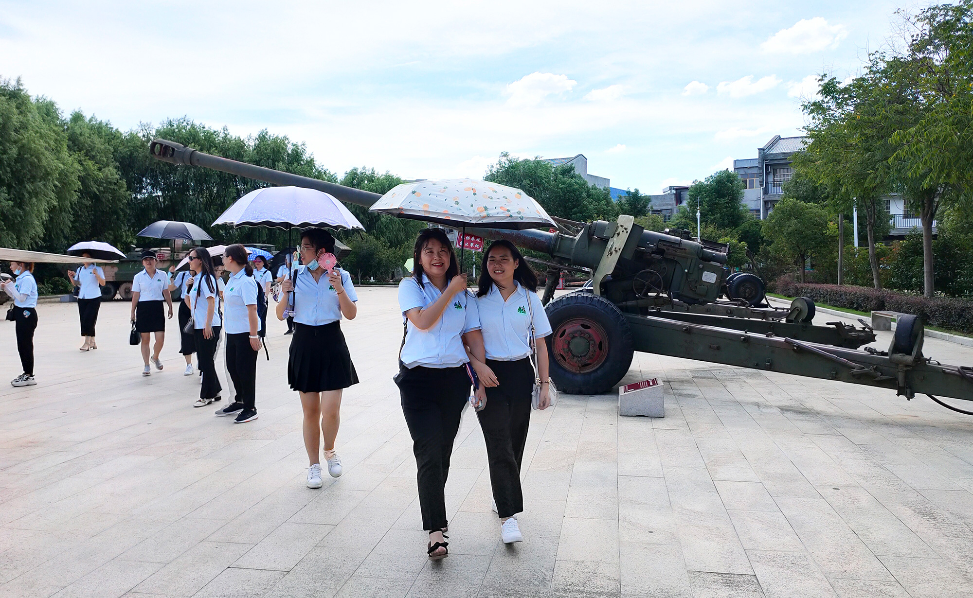 1597651988678785.jpg 1597651988678785.jpg