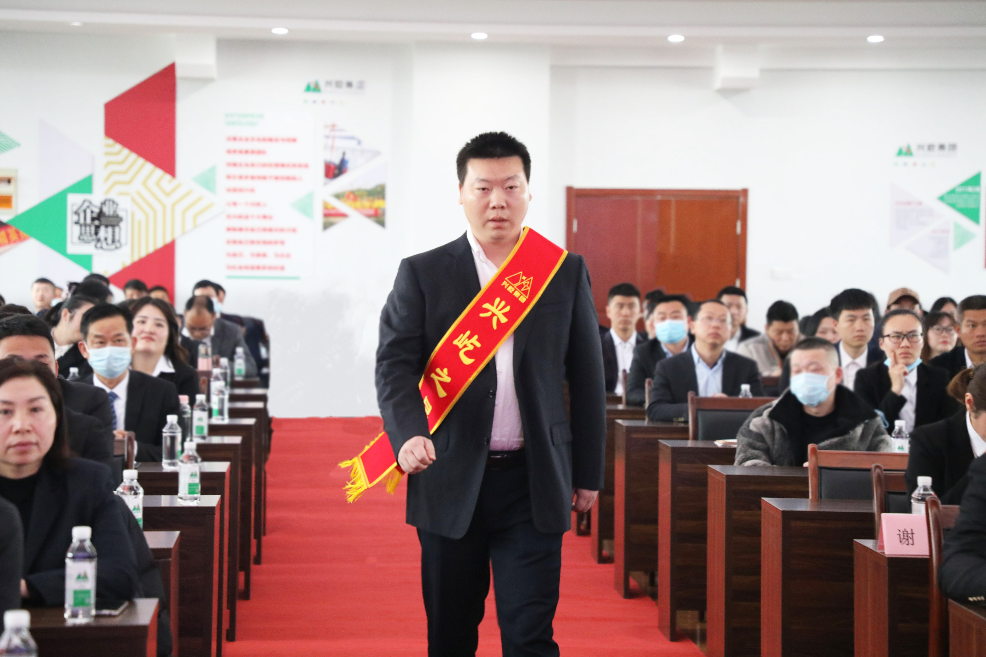 盧山.jpg 盧山.jpg